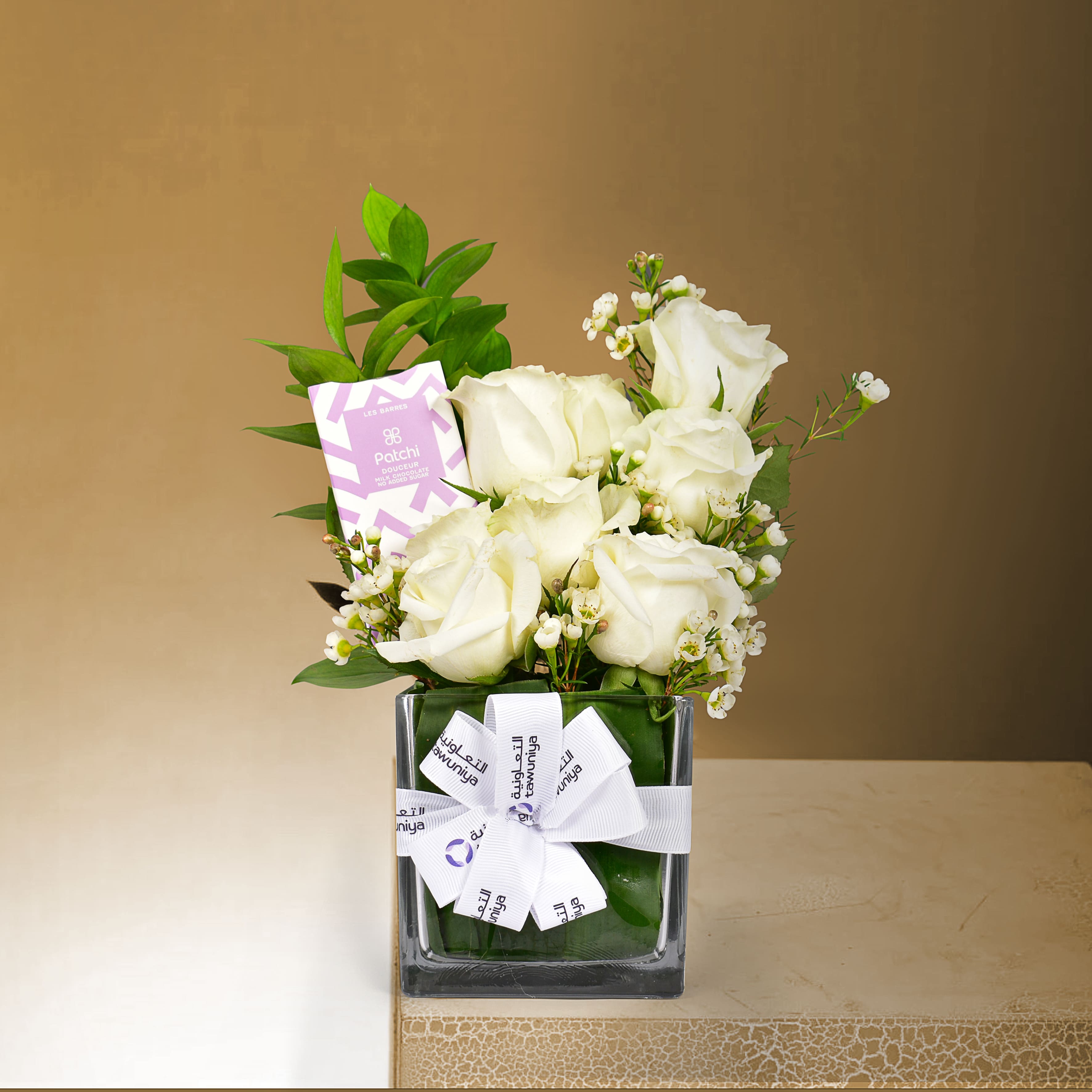 Luxury Vase with Patchi Chocolate
